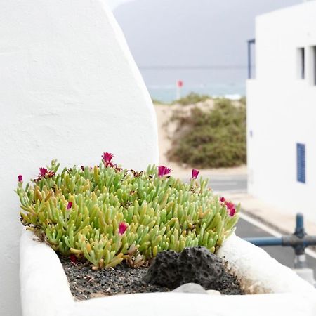 Apartamento Famara 4 Bagian luar foto